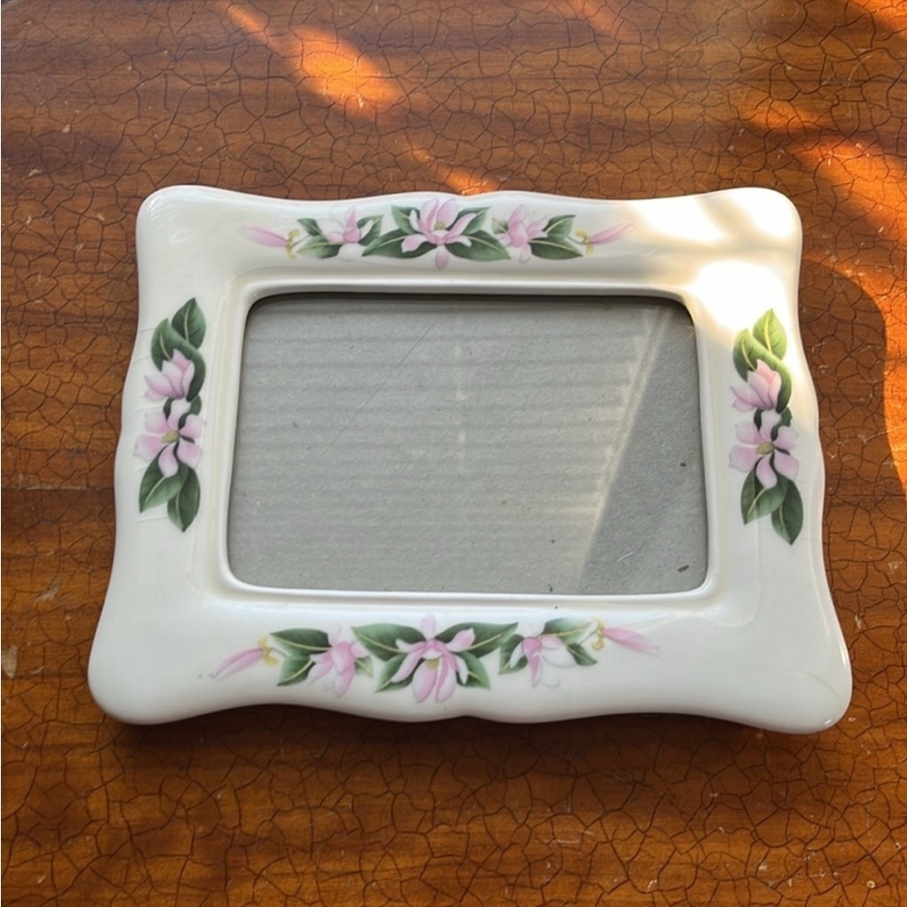 Vintage Floral Frame - 1996